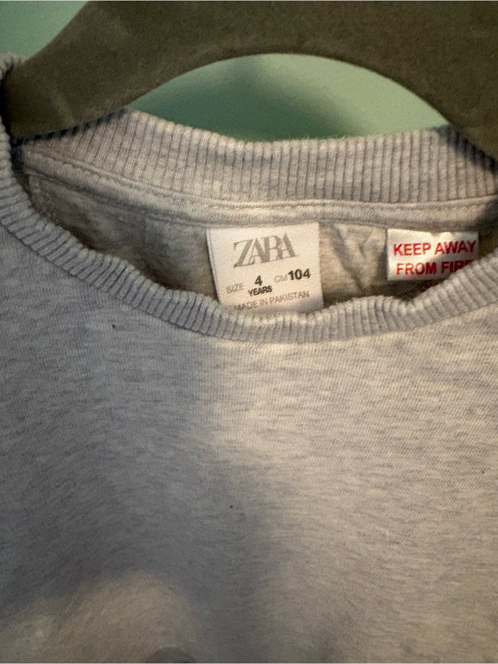 Zara Plain Grey Sweatshirt - Picture 4 of 6